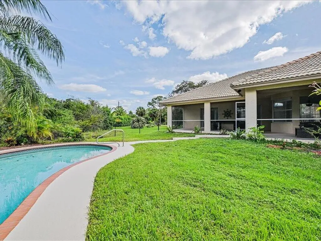 8671 155th Place N Palm Beach Gardens FL 33418