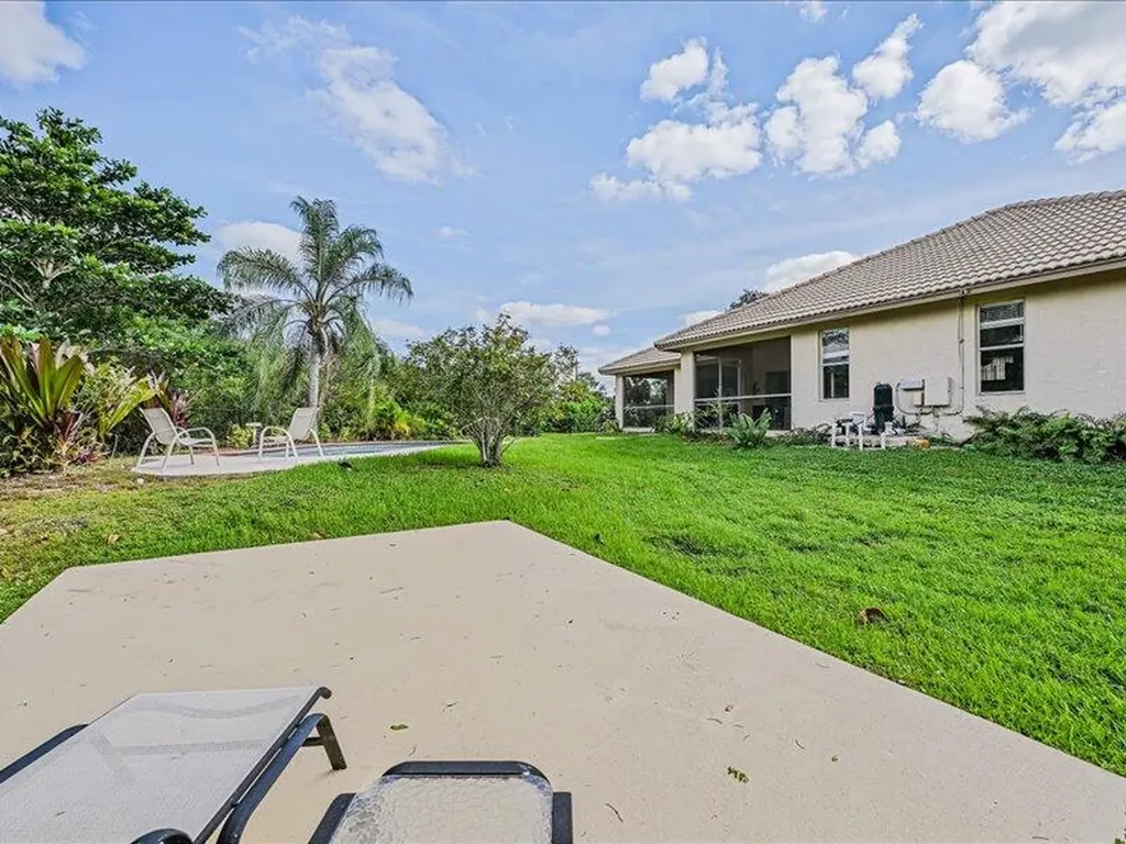8671 155th Place N Palm Beach Gardens FL 33418