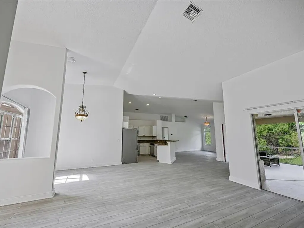 8671 155th Place N Palm Beach Gardens FL 33418