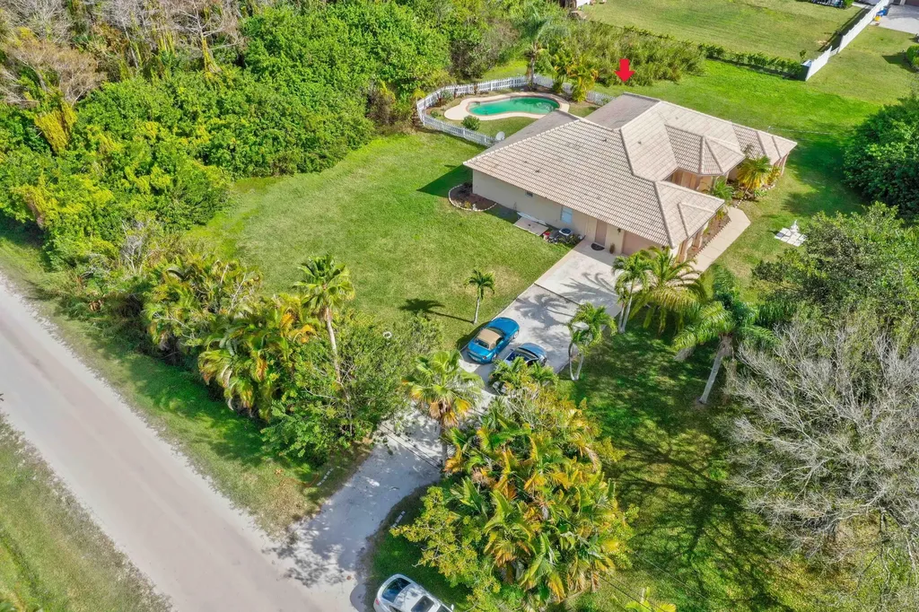 8671 155th Place N Palm Beach Gardens FL 33418