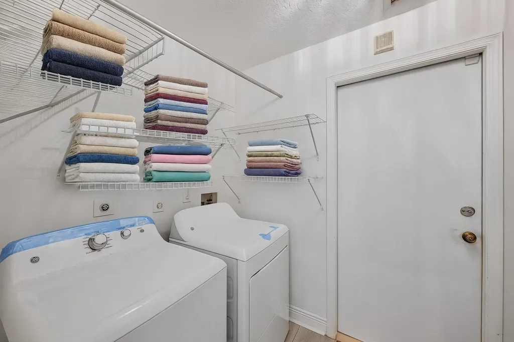 8671 155th Place N Palm Beach Gardens FL 33418