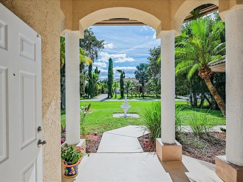 8671 155th Place N Palm Beach Gardens FL 33418