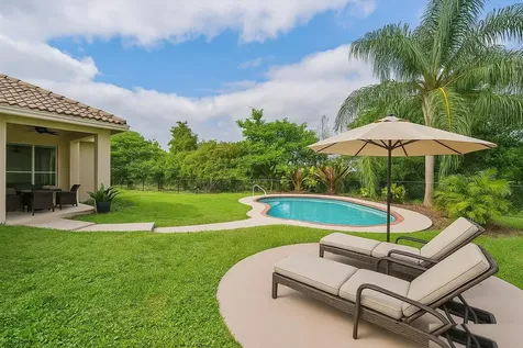 8671 155th Place N Palm Beach Gardens FL 33418