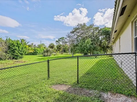 8671 155th Place N Palm Beach Gardens FL 33418