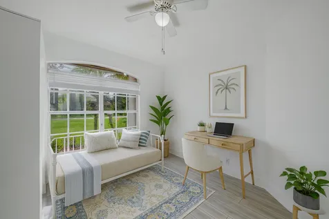 8671 155th Place N Palm Beach Gardens FL 33418