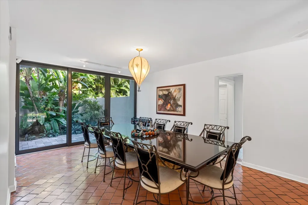 815 Tangerine Way Delray Beach FL 33483