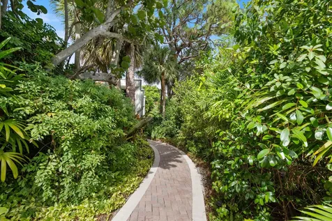 815 Tangerine Way Delray Beach FL 33483