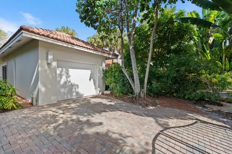 815 Tangerine Way Delray Beach FL 33483