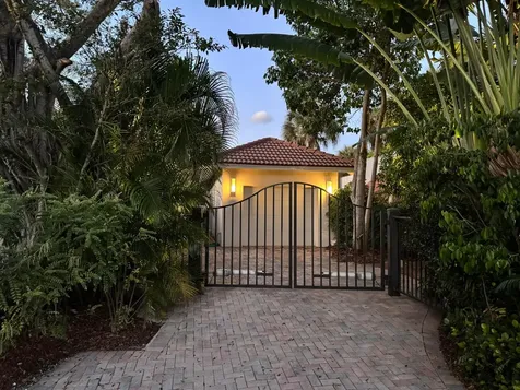 815 Tangerine Way Delray Beach FL 33483