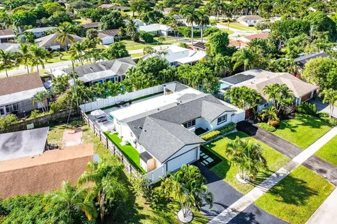 124 Oregon Lane Boca Raton FL 33487