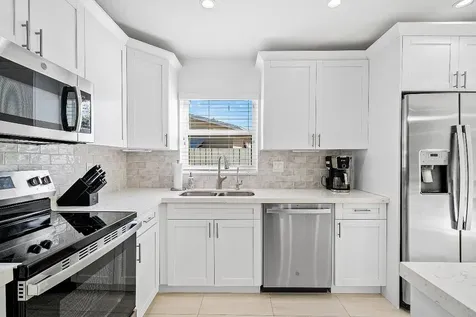 124 Oregon Lane Boca Raton FL 33487