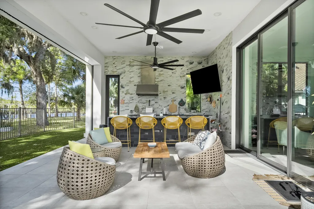 178 SE Via Lago Garda Port St Lucie FL 34952