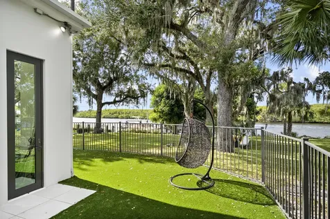 178 SE Via Lago Garda Port St Lucie FL 34952