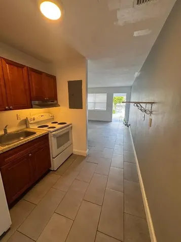 914 3rd Street West Palm Beach FL 33401