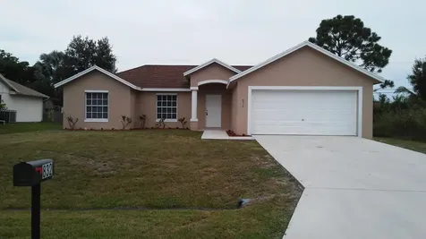 832 SW Duncan Terrace Port St Lucie FL 34953
