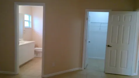 832 SW Duncan Terrace Port St Lucie FL 34953