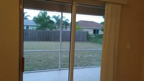 832 SW Duncan Terrace Port St Lucie FL 34953