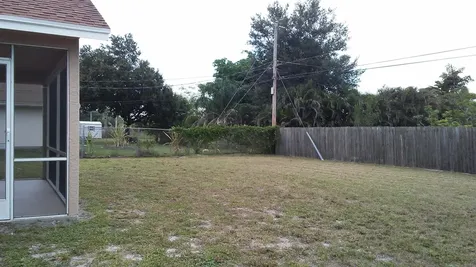 832 SW Duncan Terrace Port St Lucie FL 34953