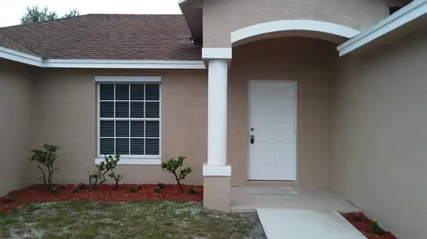 832 SW Duncan Terrace Port St Lucie FL 34953