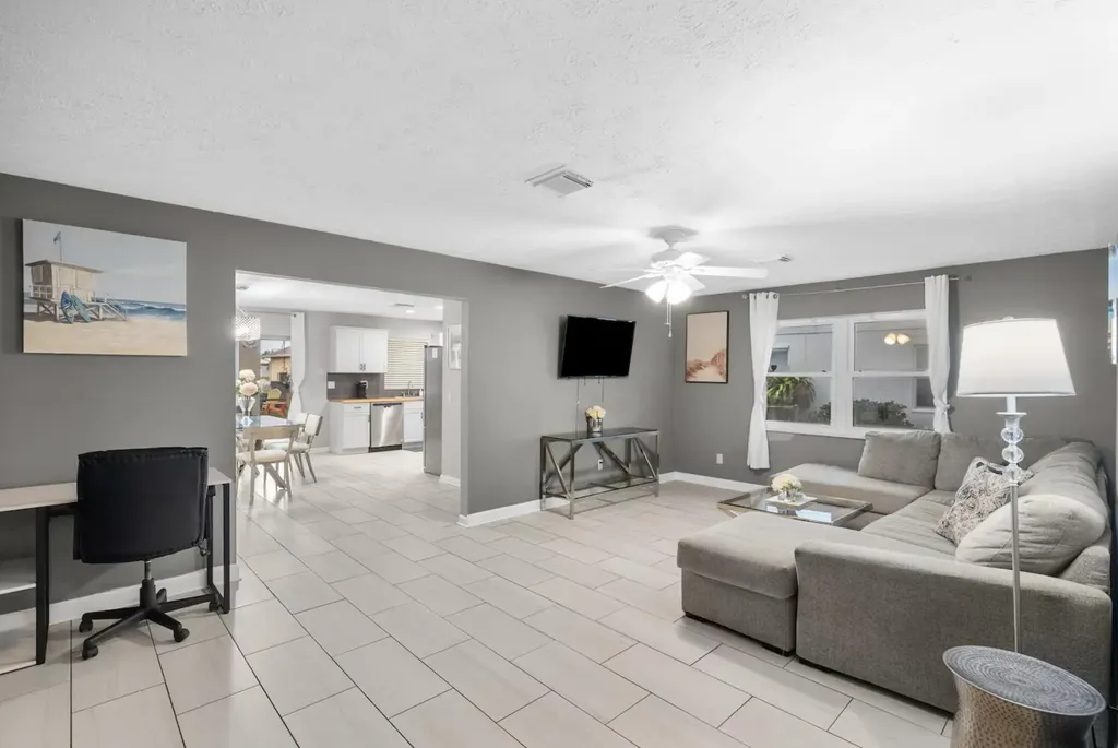 730 SE White Avenue Port St Lucie FL 34983