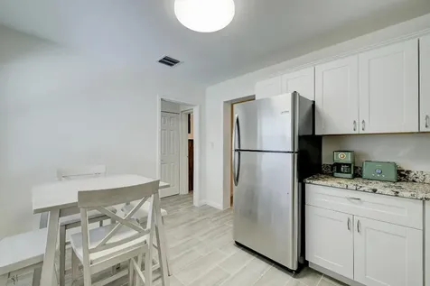125 S 10th Street Fort Pierce FL 34950
