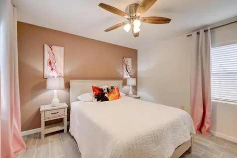 125 S 10th Street Fort Pierce FL 34950