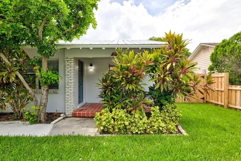 125 S 10th Street Fort Pierce FL 34950