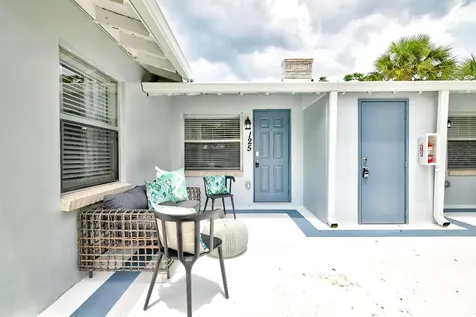 125 S 10th Street Fort Pierce FL 34950