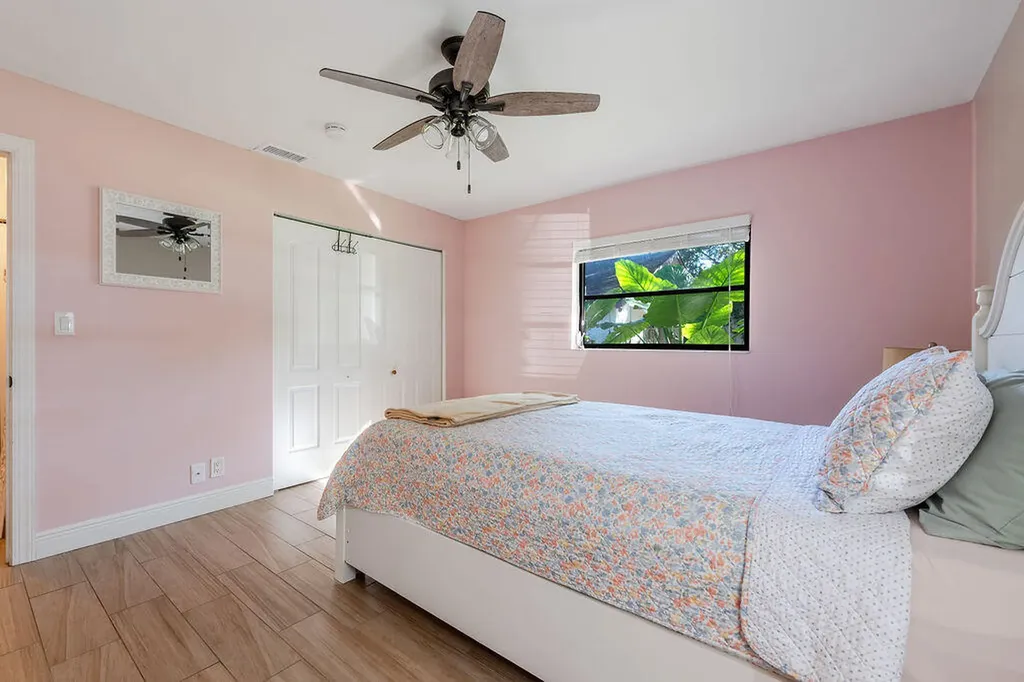 4143 Palm Forest Drive N Delray Beach FL 33445