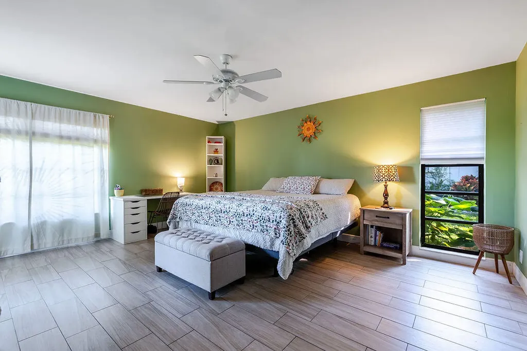 4143 Palm Forest Drive N Delray Beach FL 33445