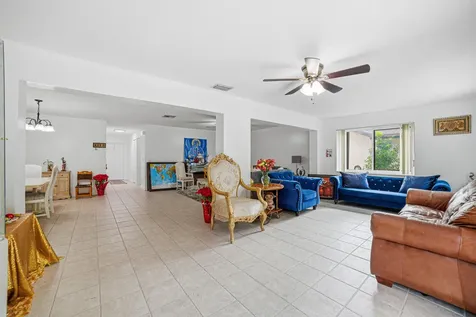 6335 Tall Cypress Circle Greenacres FL 33463