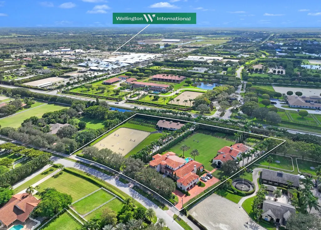 2312 Appaloosa Trail Wellington FL 33414