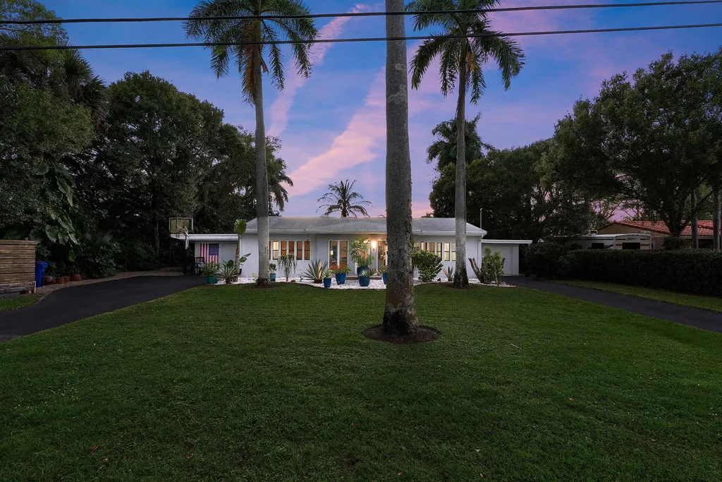 2573 SW 30th Terrace Fort Lauderdale FL 33312