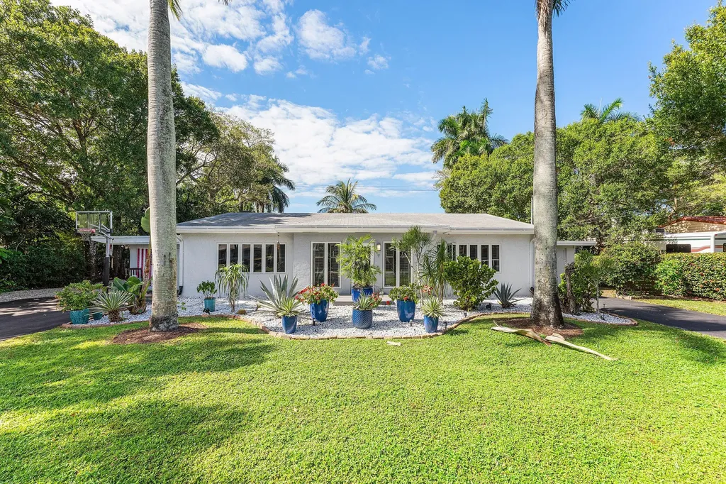 2573 SW 30th Terrace Fort Lauderdale FL 33312