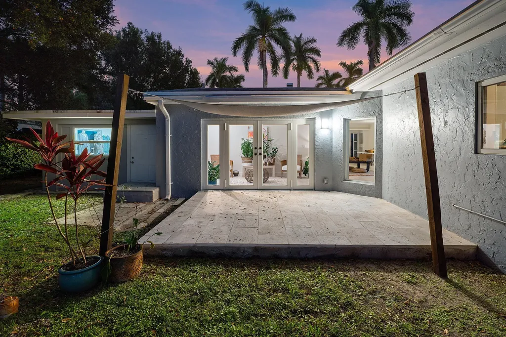2573 SW 30th Terrace Fort Lauderdale FL 33312