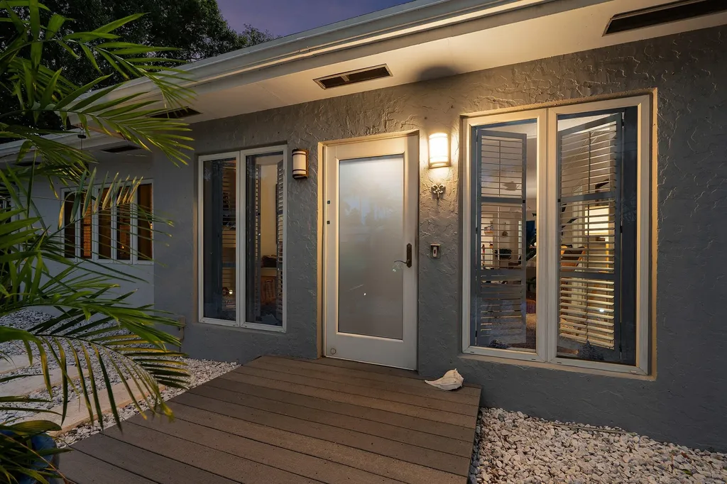 2573 SW 30th Terrace Fort Lauderdale FL 33312