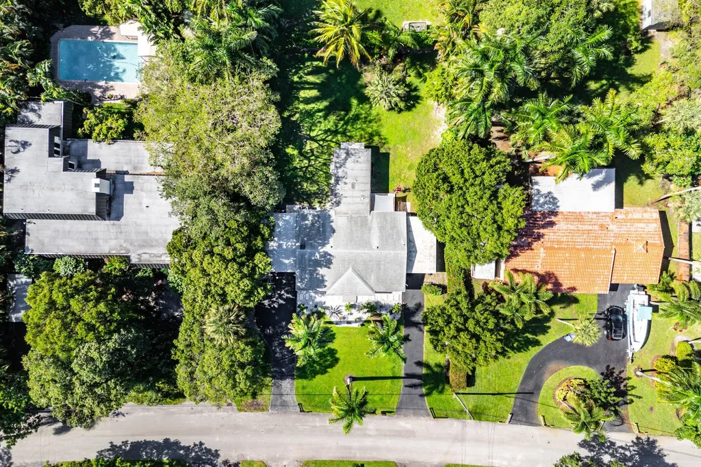 2573 SW 30th Terrace Fort Lauderdale FL 33312