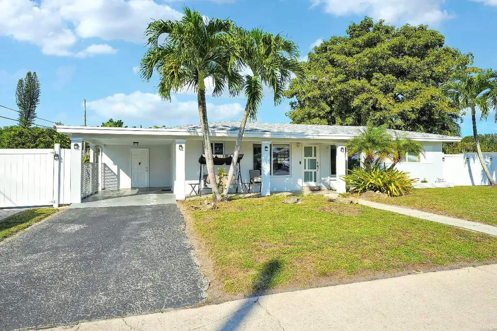 5081 SW 9th Court Plantation FL 33317
