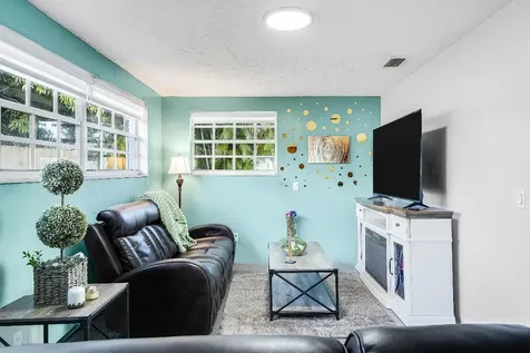 5081 SW 9th Court Plantation FL 33317
