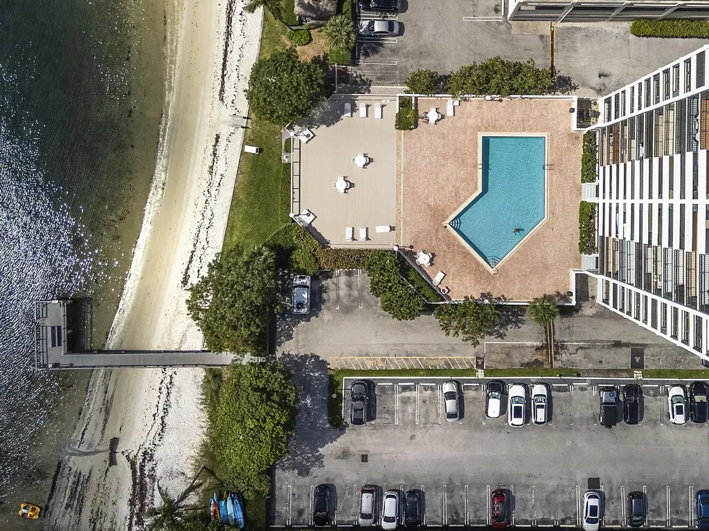 5600 N Flagler Drive West Palm Beach FL 33407