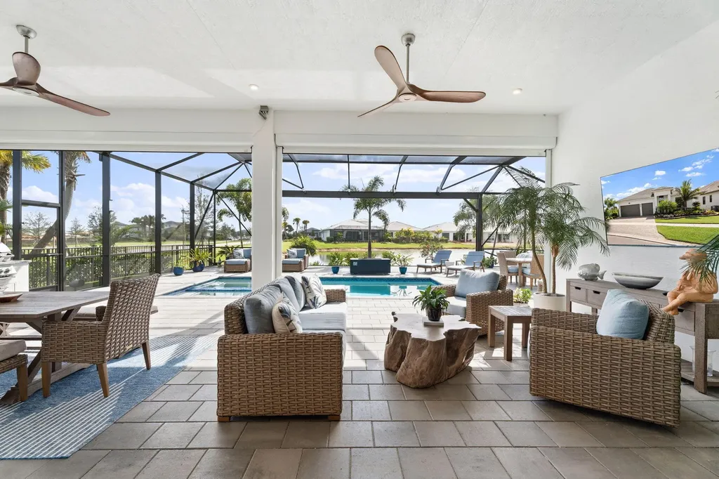 8688 SW Cantante Way Port St Lucie FL 34987