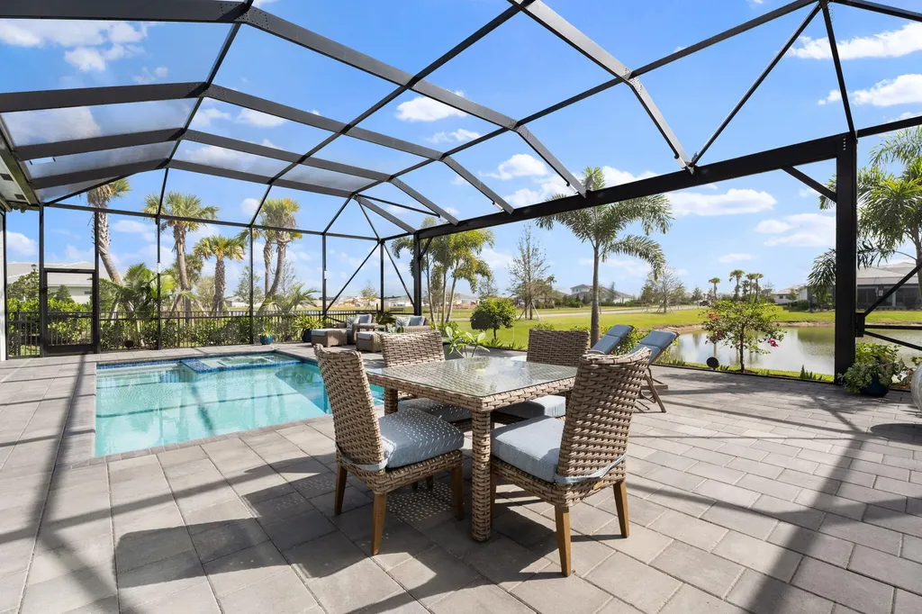 8688 SW Cantante Way Port St Lucie FL 34987