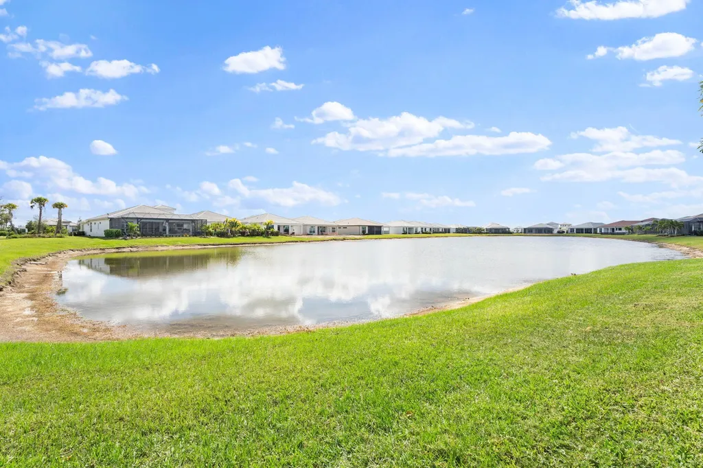 8688 SW Cantante Way Port St Lucie FL 34987