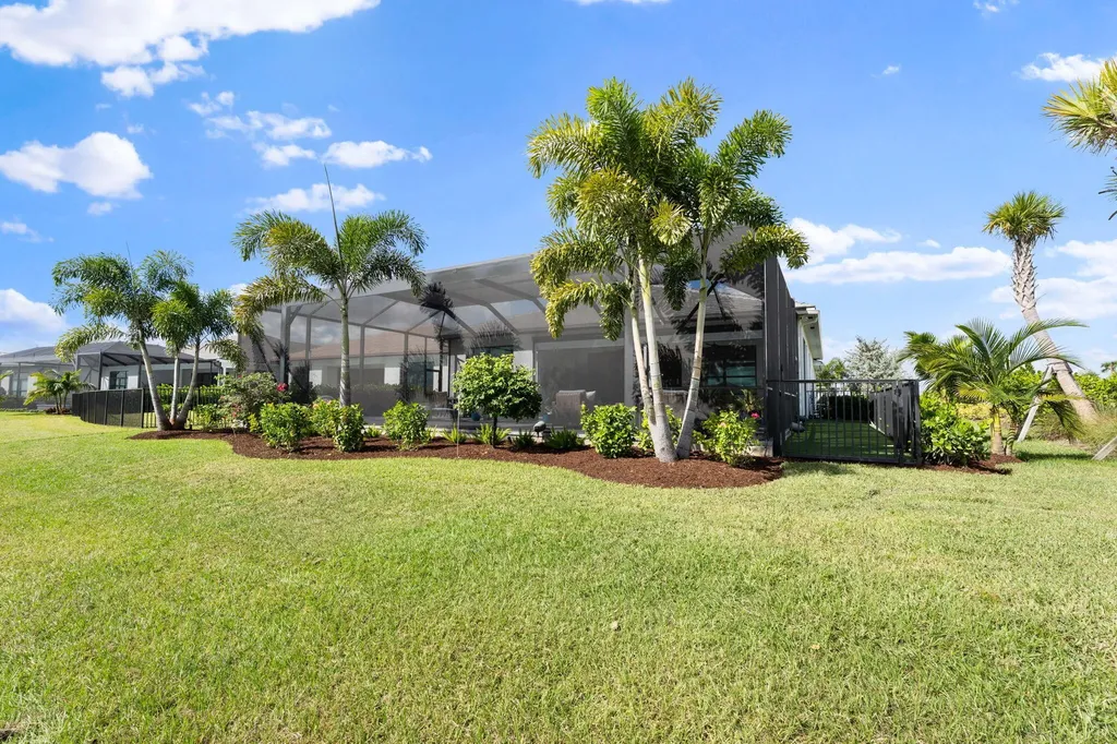 8688 SW Cantante Way Port St Lucie FL 34987