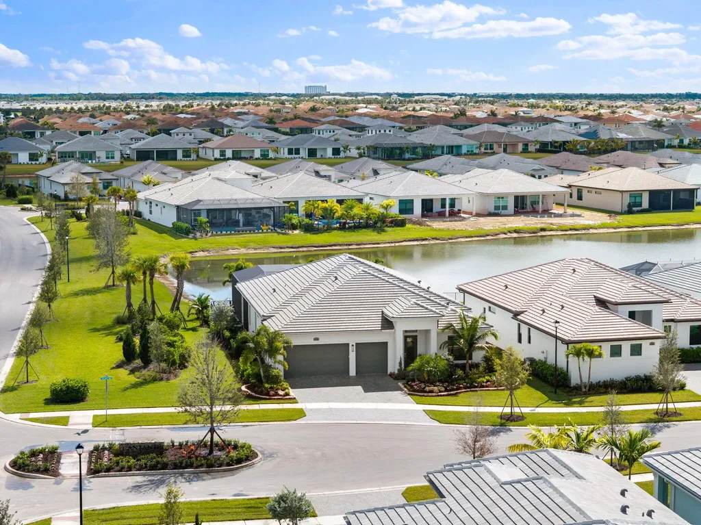 8688 SW Cantante Way Port St Lucie FL 34987