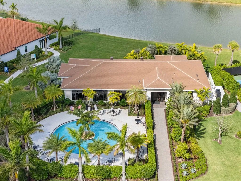 8688 SW Cantante Way Port St Lucie FL 34987