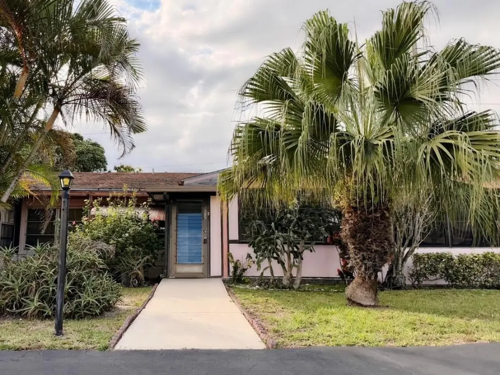 14349 Campanelli Drive Delray Beach FL 33484