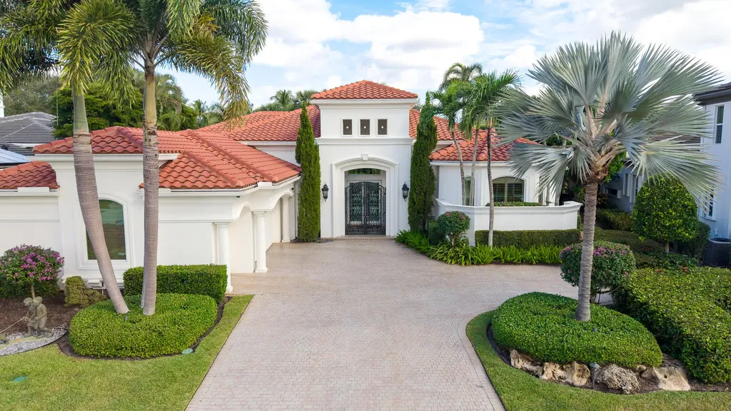 7525 Porto Vecchio Place Delray Beach FL 33446
