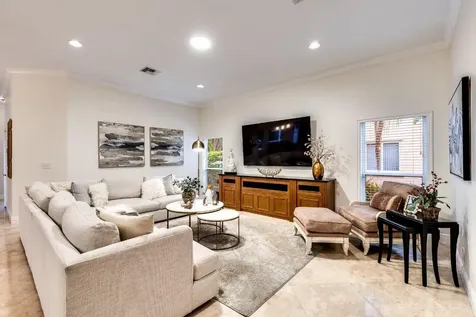1271 NW 102nd Way Coral Springs FL 33071