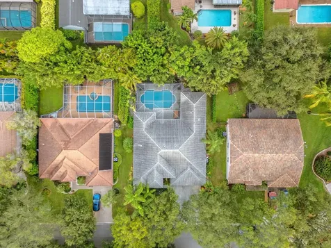 1271 NW 102nd Way Coral Springs FL 33071